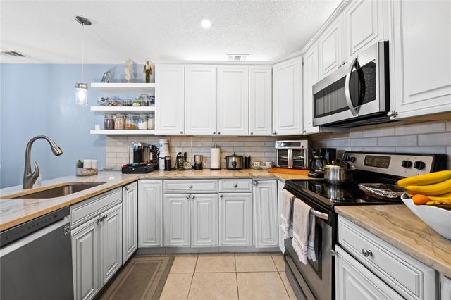 3387 Cocoplum Circle, Pompano Beach, FL 33063