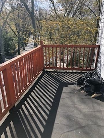 217 Reservoir Rd 2, Brookline, MA 02467