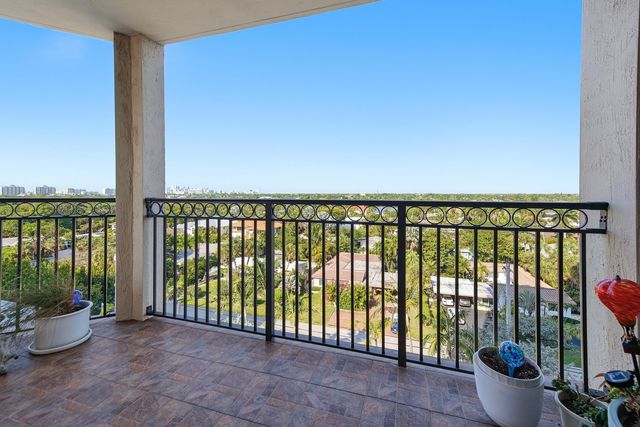 2001 N Ocean Boulevard 702s, Fort Lauderdale, FL 33305