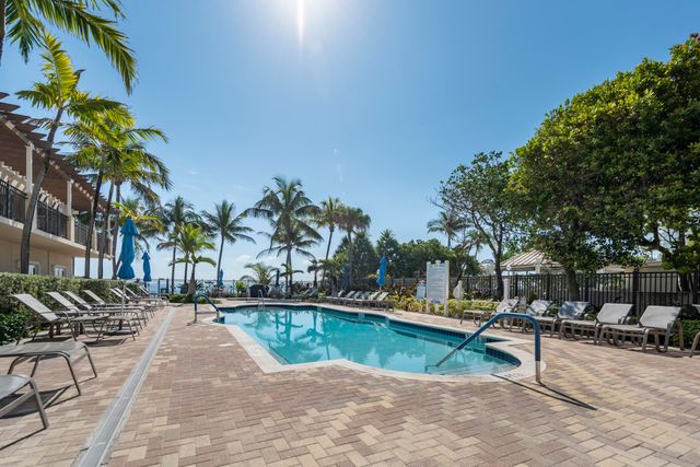 2001 N Ocean Boulevard 702s, Fort Lauderdale, FL 33305