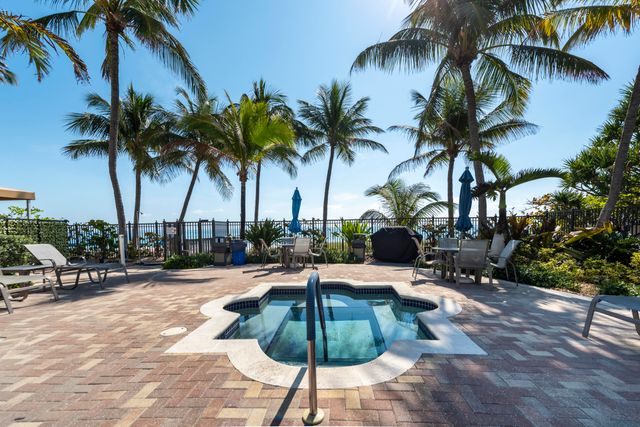 2001 N Ocean Boulevard 702s, Fort Lauderdale, FL 33305