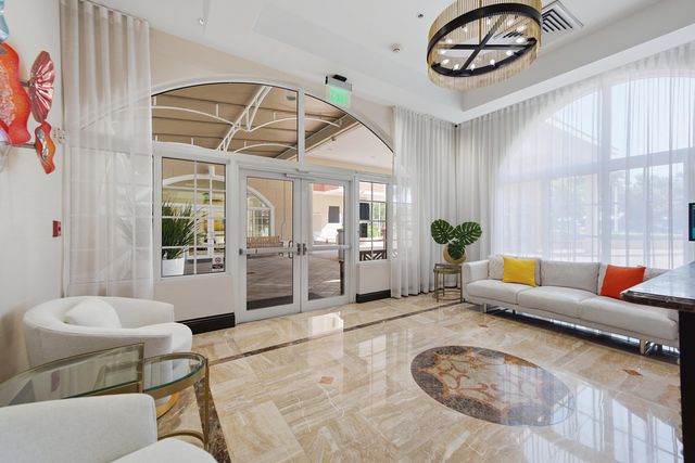 2001 N Ocean Boulevard 702s, Fort Lauderdale, FL 33305