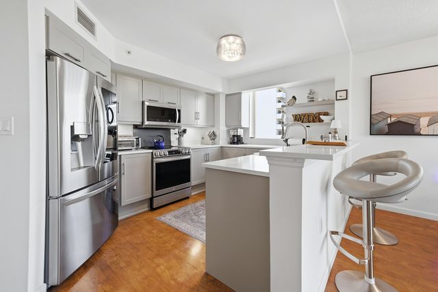 2001 N Ocean Boulevard 702s, Fort Lauderdale, FL 33305