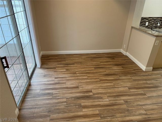 7926 CINA Avenue, Las Vegas, NV 89147