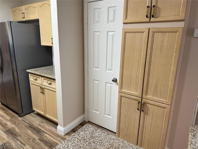 7926 CINA Avenue, Las Vegas, NV 89147
