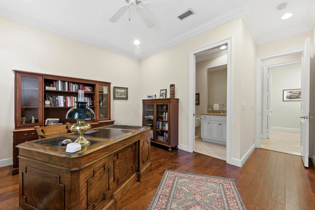 442 Savoie Drive, Palm Beach Gardens, FL 33410