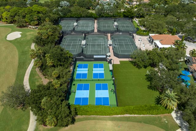 442 Savoie Drive, Palm Beach Gardens, FL 33410