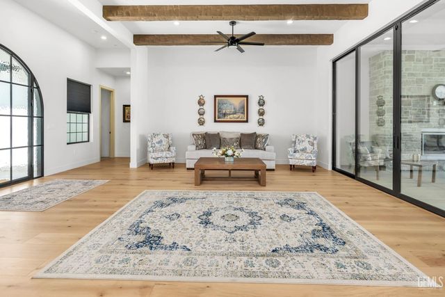 16624 Weatherly Court, Bakersfield, CA 93314