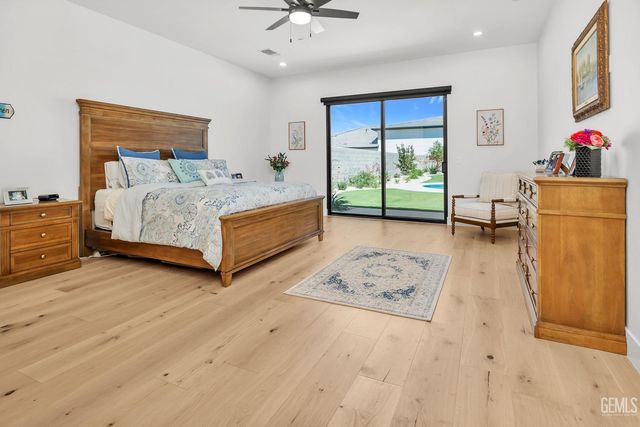 16624 Weatherly Court, Bakersfield, CA 93314