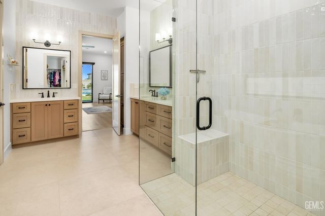 16624 Weatherly Court, Bakersfield, CA 93314