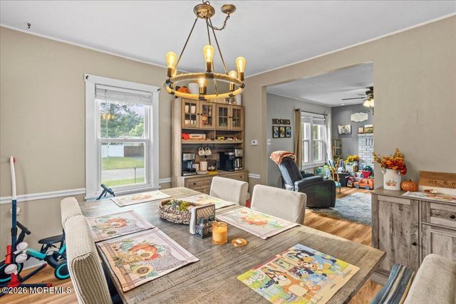 15 Chestnut Street, Waretown, NJ 08758