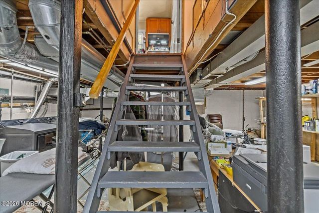 15 Chestnut Street, Waretown, NJ 08758