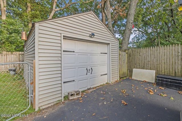 15 Chestnut Street, Waretown, NJ 08758