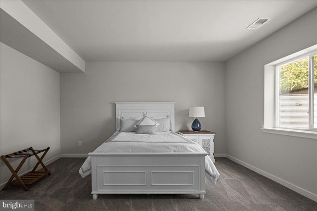 220 LEHIGH, Winchester, VA 22602