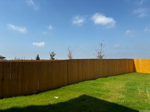 1421 SEQUOIA PARK, Converse, TX 78109