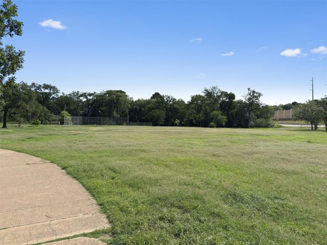2208 Enfield RD 10500, Austin, TX 78703