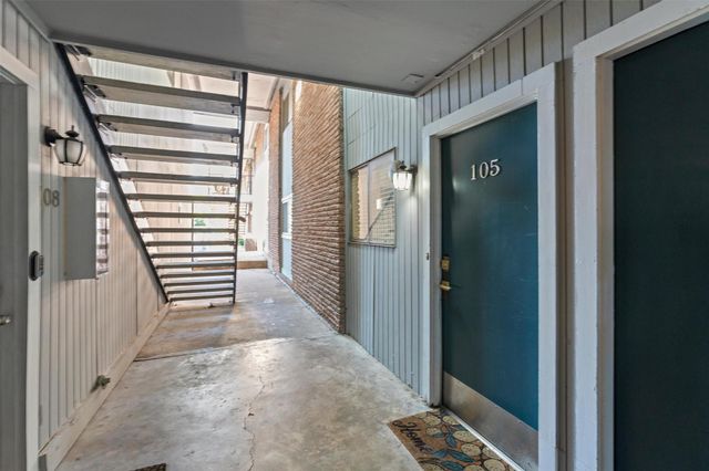 2208 Enfield RD 10500, Austin, TX 78703