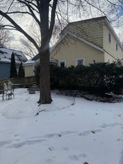 818 Bach Street, Northbrook, IL 60062