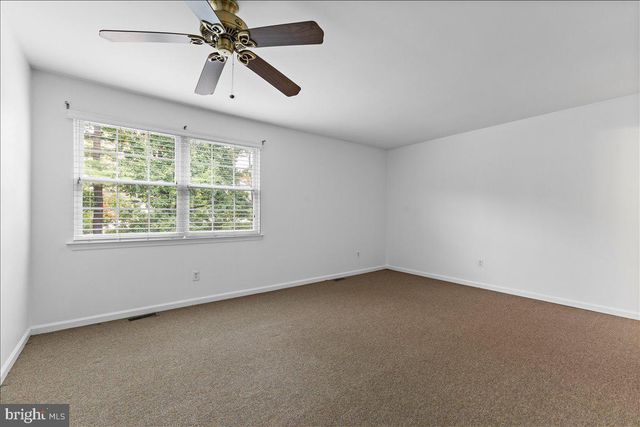 502 BROOKWOOD DR, Ambler, PA 19002