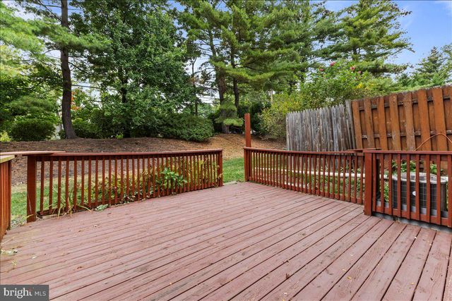 502 BROOKWOOD DR, Ambler, PA 19002