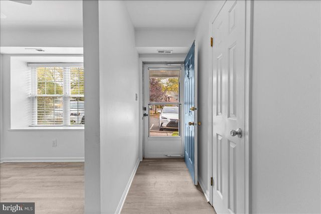 502 BROOKWOOD DR, Ambler, PA 19002