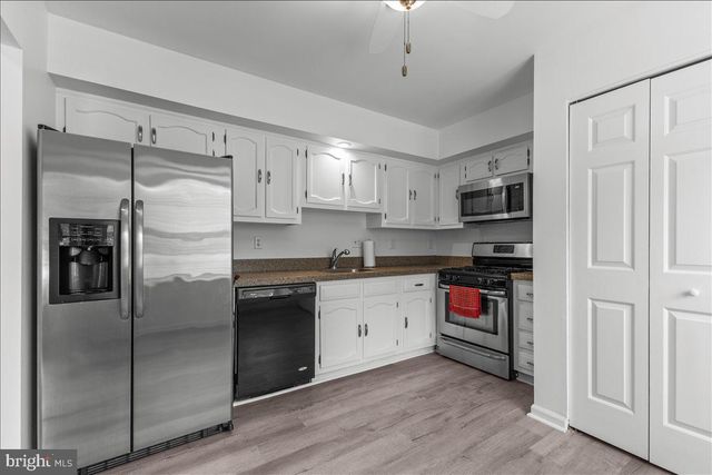 502 BROOKWOOD DR, Ambler, PA 19002