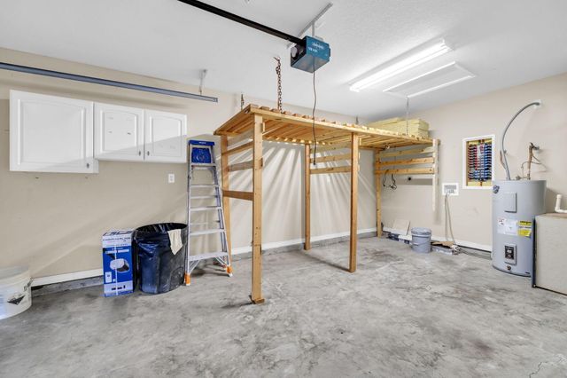 609 E Edney Avenue, Crestview, FL 32536