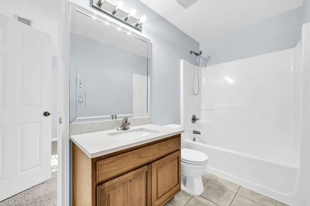 609 E Edney Avenue, Crestview, FL 32536