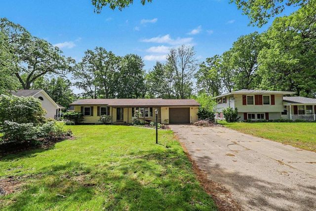 15131 Deremo Street, Grand Haven, MI 49417