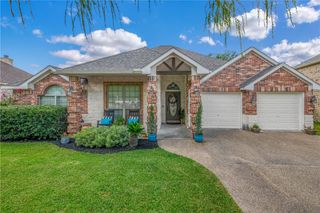 2477 Newark Circle, College Station, TX 77845