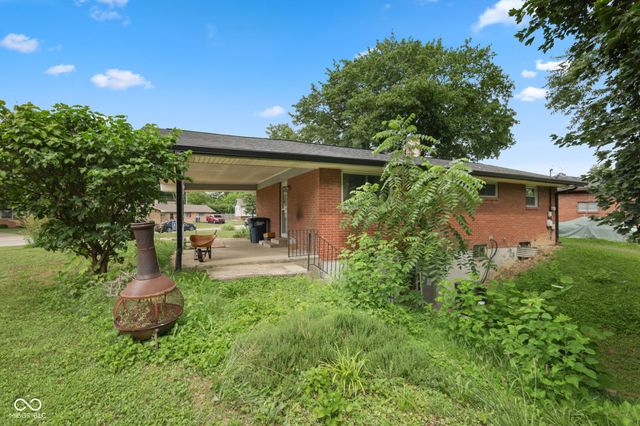 9 Kiefer Court, Beech Grove, IN 46107