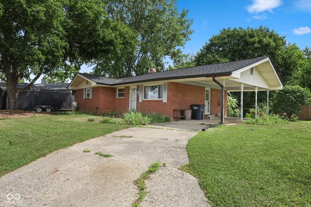 9 Kiefer Court, Beech Grove, IN 46107