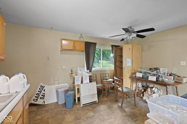 9 Kiefer Court, Beech Grove, IN 46107
