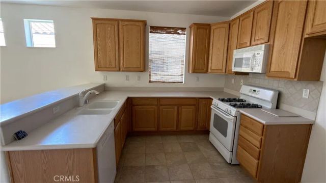 1634 Scottsdale, Beaumont, CA 92223