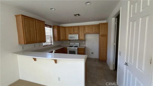 1634 Scottsdale, Beaumont, CA 92223