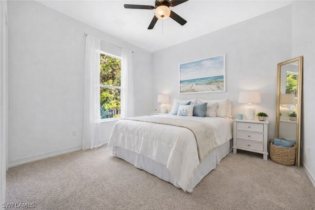 5790 Standing Oaks LN, Naples, FL 34119