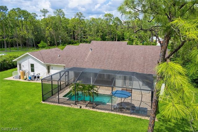 5790 Standing Oaks LN, Naples, FL 34119