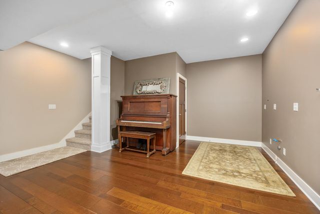 8702 E 98th Street, Howard City, MI 49329