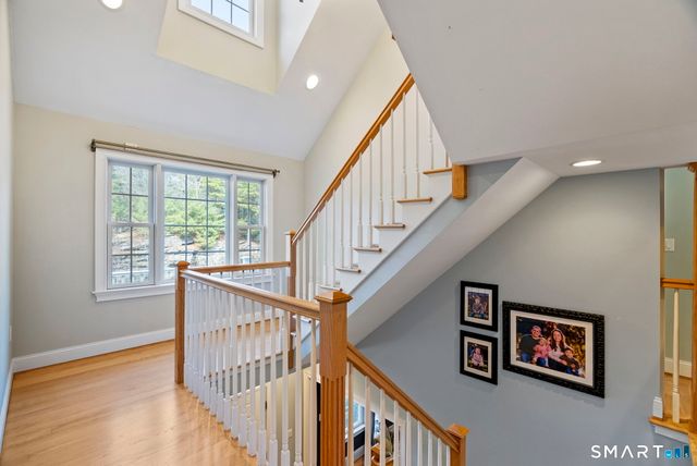 1197 Neipsic Road, Glastonbury, CT 06033