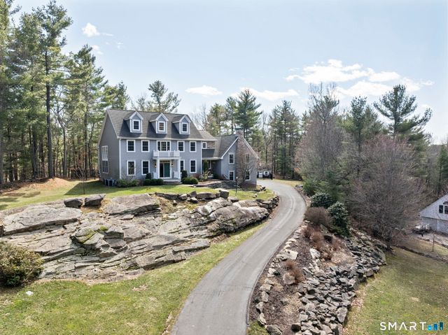 1197 Neipsic Road, Glastonbury, CT 06033