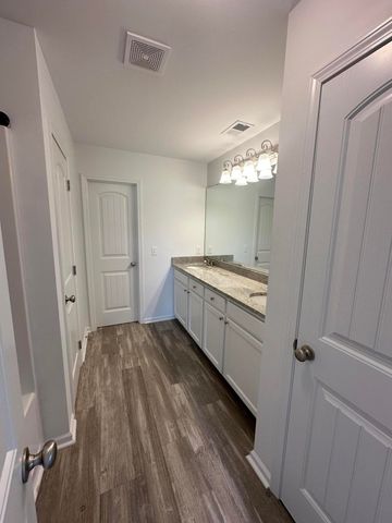1010 N Street Pauls Church Road, Sumter, SC 29154