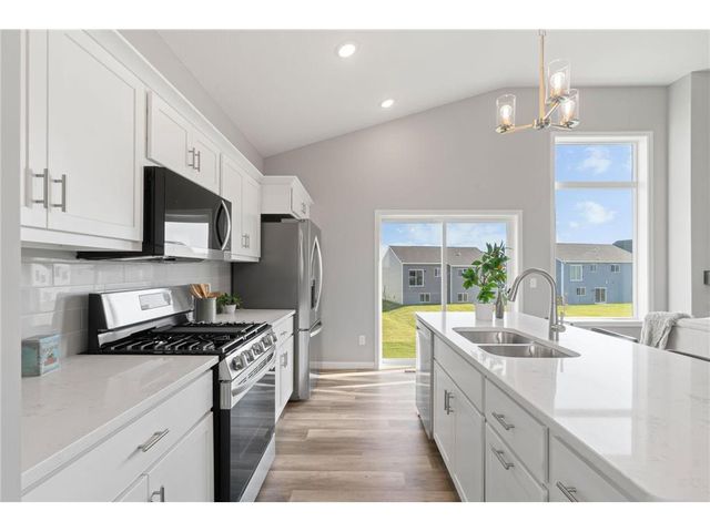 541 LaGrandeur Road, Somerset, WI 54025