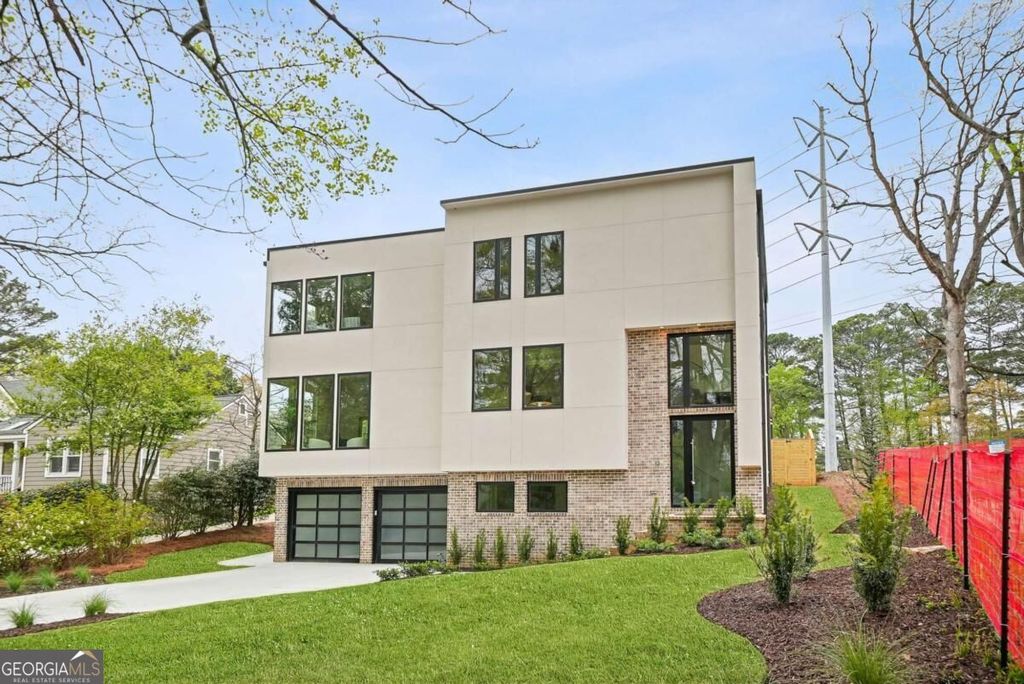 1260 Kingsley Circle NE, Atlanta, GA 30324 — photo 2
