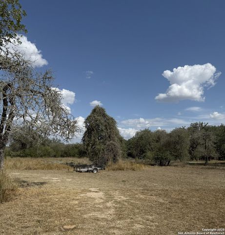 2067 Palo Alto, Von Ormy, TX 78073