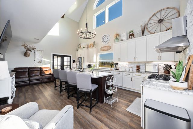 330 Ridge Road, Manvel, TX 77578