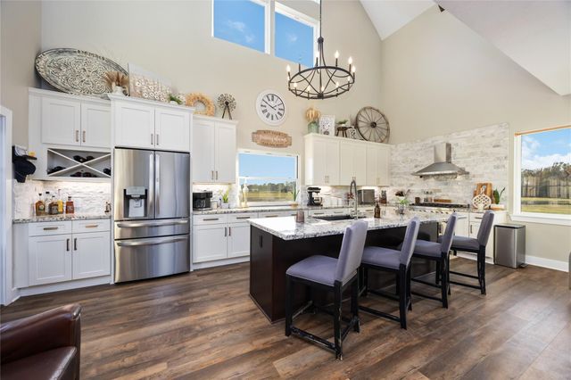 330 Ridge Road, Manvel, TX 77578