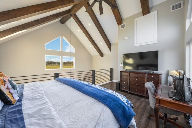 330 Ridge Road, Manvel, TX 77578