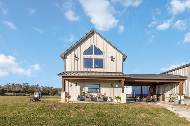 330 Ridge Road, Manvel, TX 77578