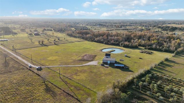 330 Ridge Road, Manvel, TX 77578