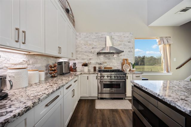 330 Ridge Road, Manvel, TX 77578